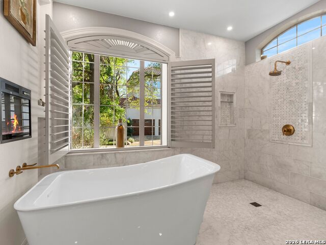 Image 32 of 47 For 4 Waterford  