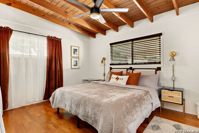 Image 19 of 44 For 951 Hill Top