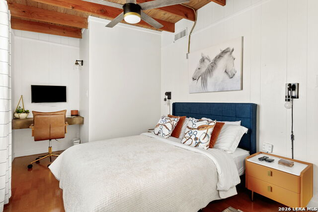 Image 25 of 44 For 951 Hill Top