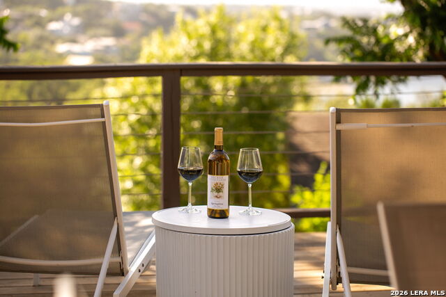 Image 30 of 44 For 951 Hill Top