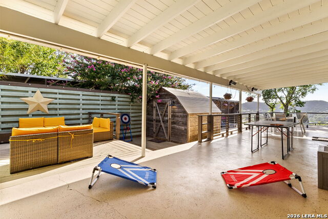 Image 35 of 44 For 951 Hill Top