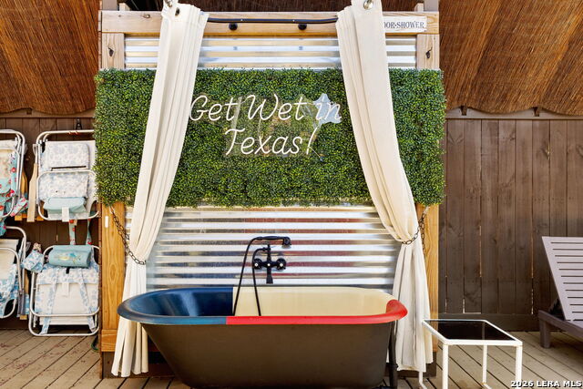 Image 37 of 44 For 951 Hill Top