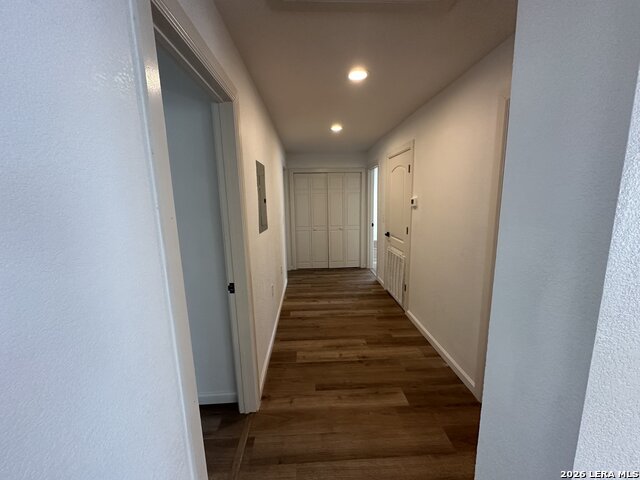 Image 10 of 21 For 715 Walnut  