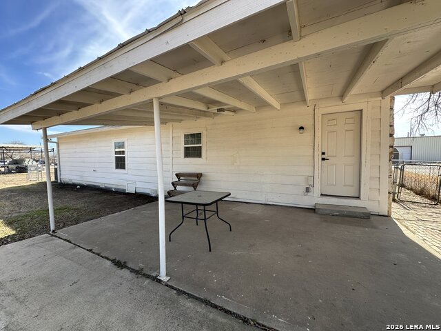 Image 19 of 21 For 715 Walnut  