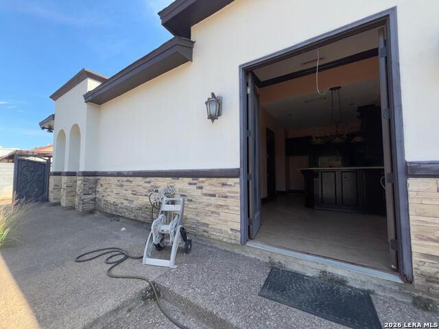 Image 17 of 19 For 3802 Daniela Loop