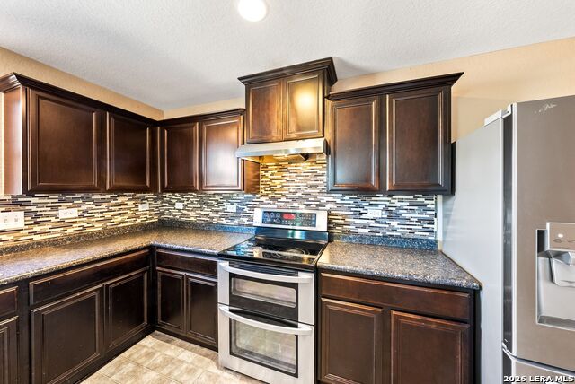 Image 6 of 24 For 7454 Bluebonnet Bay