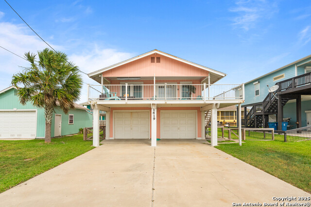 Details for 1419 S Magnolia St, Rockport, TX 78382