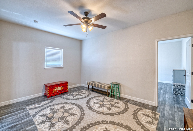 Image 22 of 37 For 106 Sutton Pl.