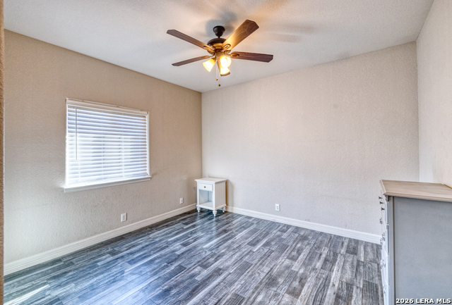 Image 27 of 37 For 106 Sutton Pl.