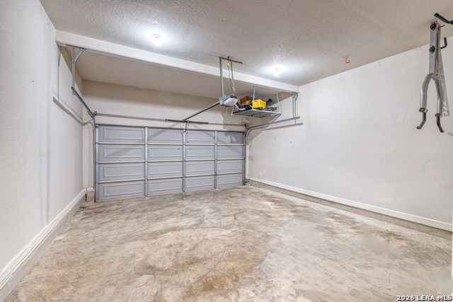 Image 29 of 37 For 106 Sutton Pl.