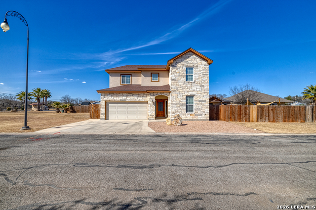 Image 3 of 37 For 106 Sutton Pl.