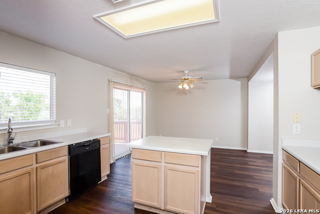 Image 7 of 15 For 7139 Elusive Pass