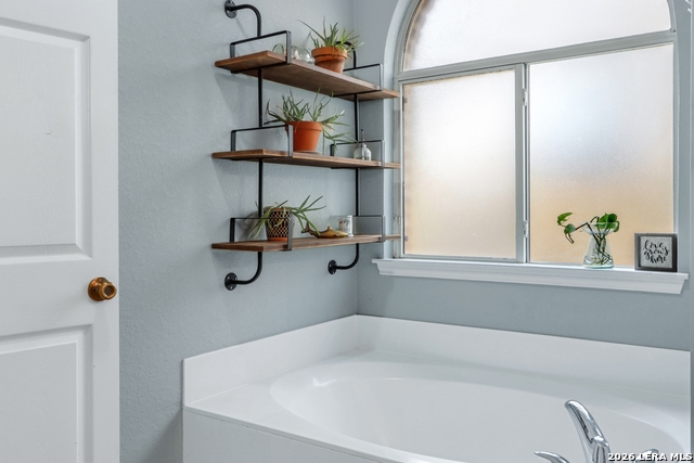 Listing photo id 10 for 776 San Luis