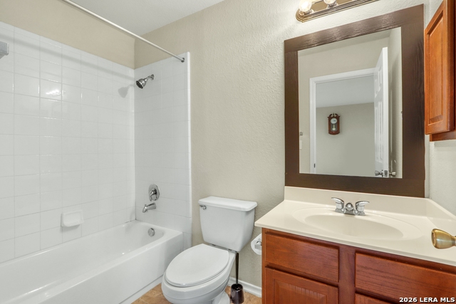 Listing photo id 21 for 776 San Luis