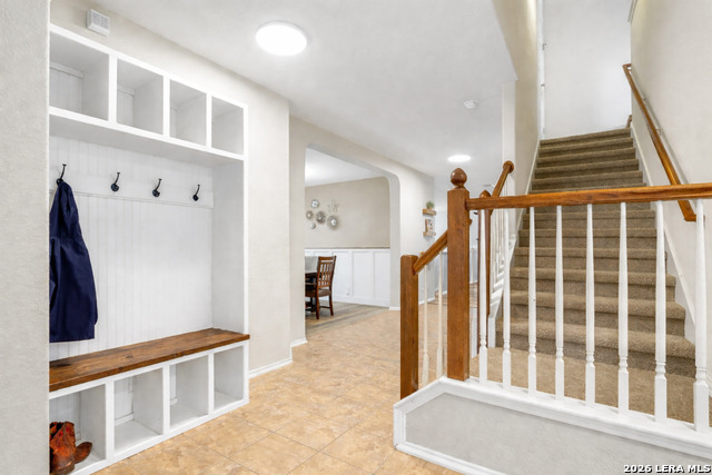 Listing photo id 1 for 776 San Luis