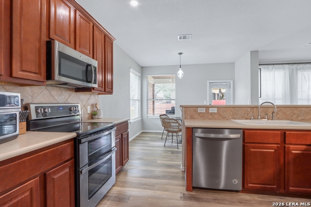 Listing photo id 5 for 776 San Luis