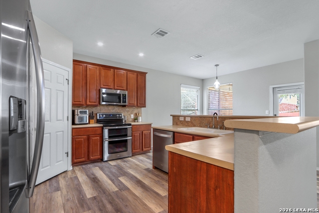 Listing photo id 7 for 776 San Luis