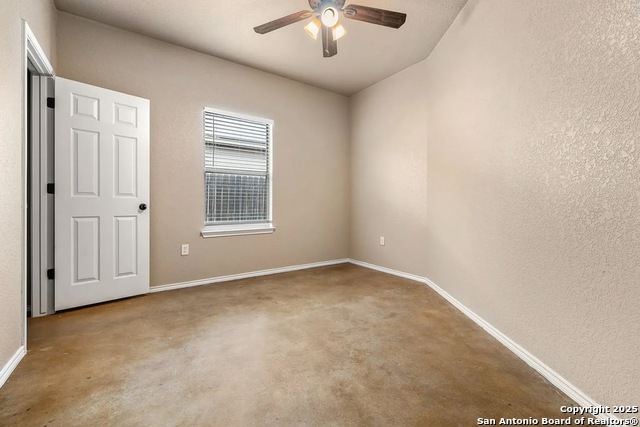 Image 12 of 19 For 1050 Carolyn