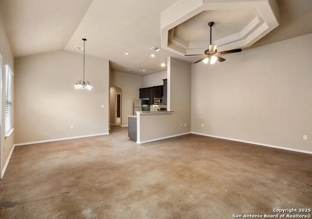 Image 3 of 19 For 1050 Carolyn