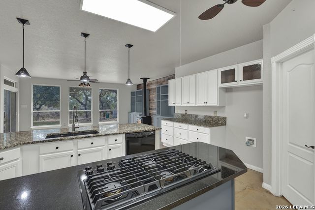 Image 25 of 74 For 150 Hidden  