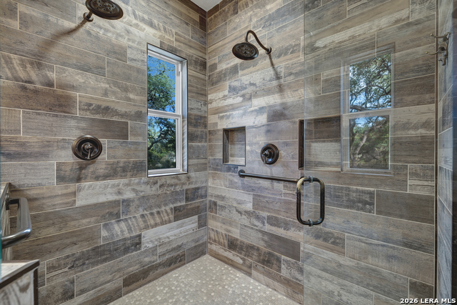 Image 33 of 74 For 150 Hidden  