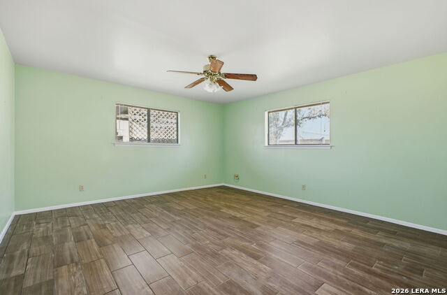 Image 13 of 39 For 10 Broken Ski Circle