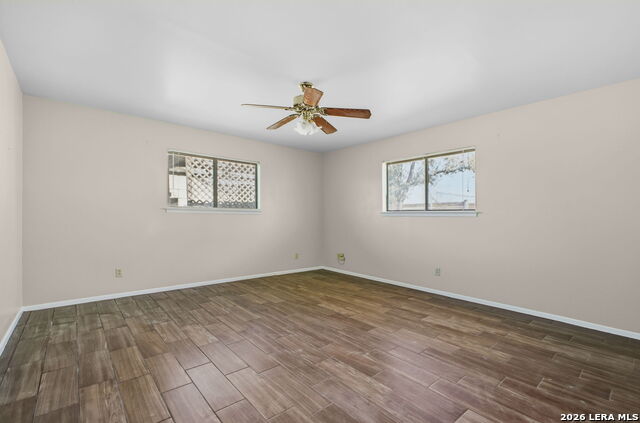 Image 14 of 39 For 10 Broken Ski Circle