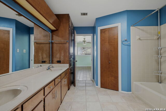 Image 17 of 39 For 10 Broken Ski Circle