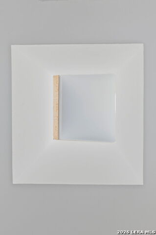 Image 23 of 39 For 10 Broken Ski Circle