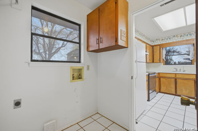 Image 24 of 39 For 10 Broken Ski Circle