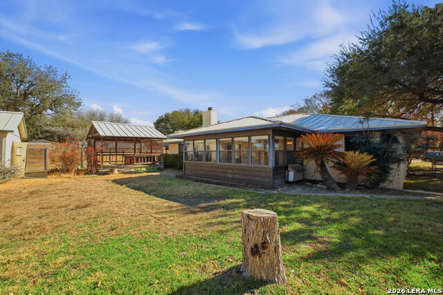 Image 29 of 39 For 10 Broken Ski Circle