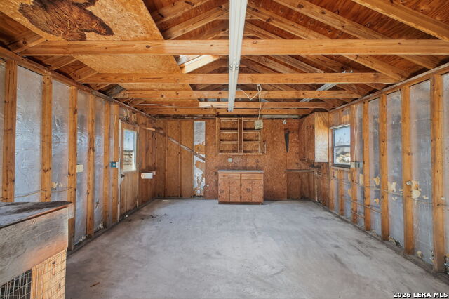 Image 33 of 39 For 10 Broken Ski Circle