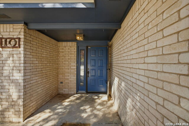 Image 4 of 39 For 10 Broken Ski Circle