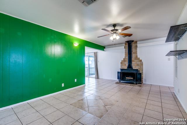 Image 12 of 25 For 123 Stardream Dr