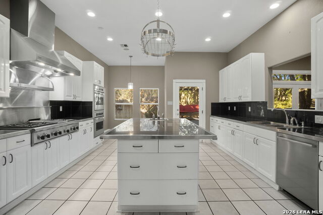 Image 13 of 49 For 16744 Windjammer