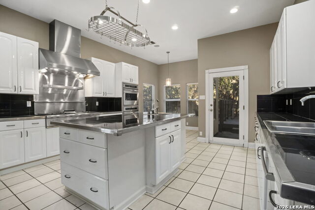 Image 15 of 49 For 16744 Windjammer