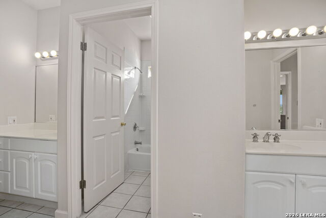 Image 25 of 49 For 16744 Windjammer