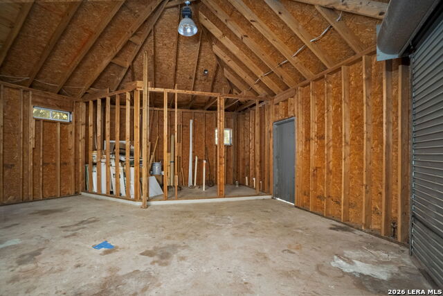 Image 36 of 49 For 16744 Windjammer