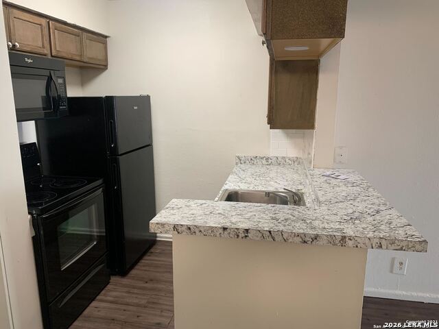 Image 5 of 12 For 170 De Chantle  Apt 503