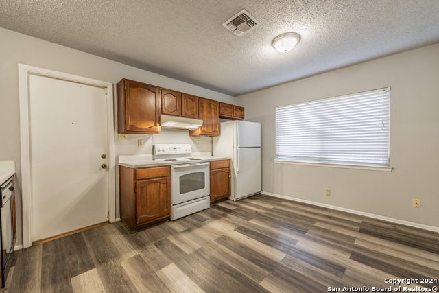 Image 12 of 27 For 5011 Thomas Paine