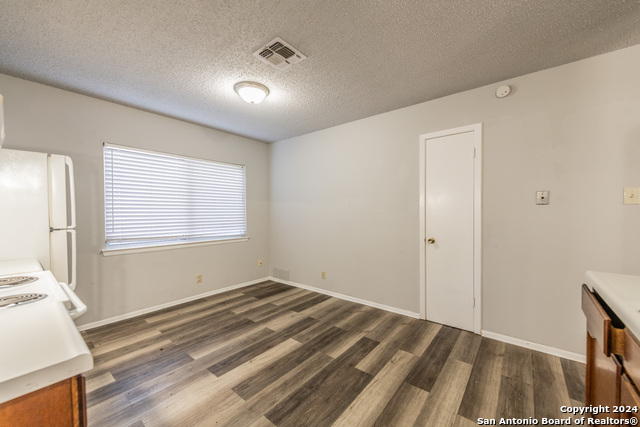 Image 16 of 27 For 5011 Thomas Paine