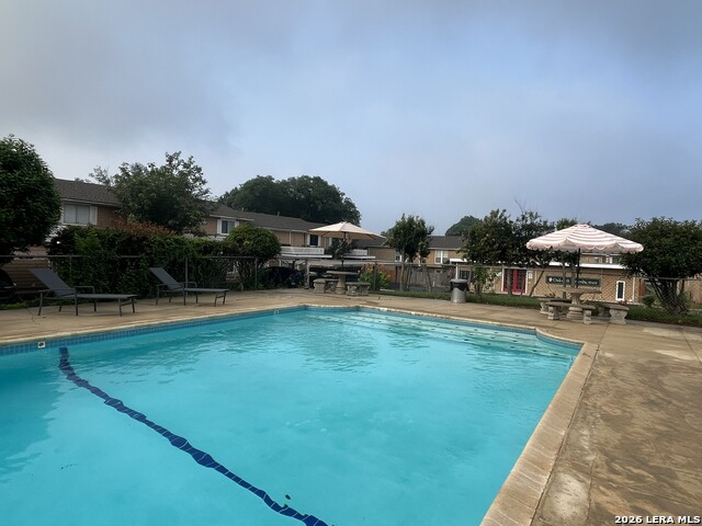 Image 11 of 35 For 7322 Oak Manor Dr  35