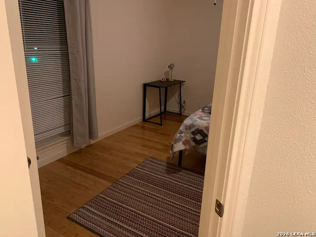 Image 17 of 35 For 7322 Oak Manor Dr  35