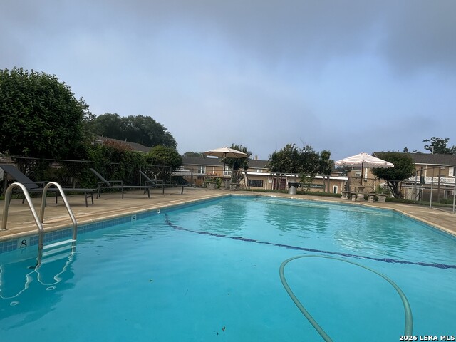 Image 18 of 35 For 7322 Oak Manor Dr  35