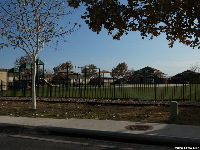 Image 33 of 34 For 10503 Pablo  