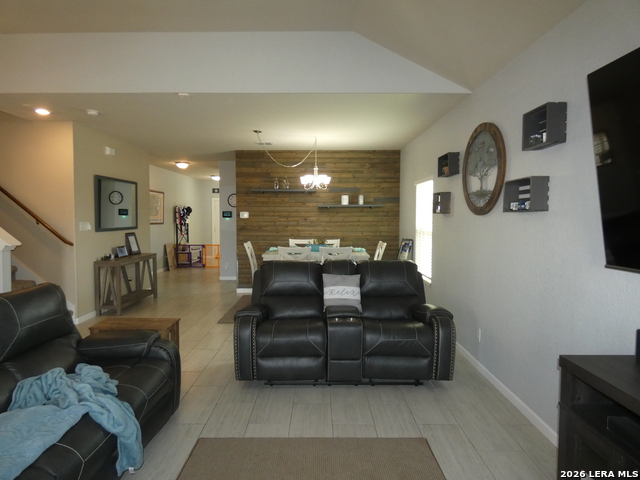 Image 9 of 34 For 10503 Pablo  