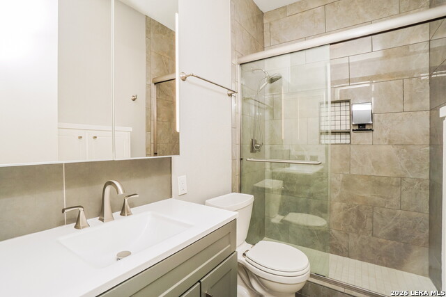 Image 14 of 20 For 7711 Broadway  11 C