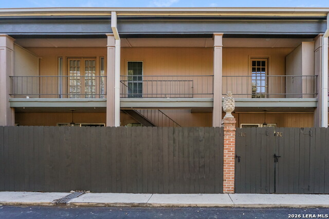 Image 2 of 20 For 7711 Broadway  11 C