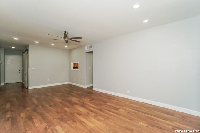 Image 5 of 20 For 7711 Broadway  11 C