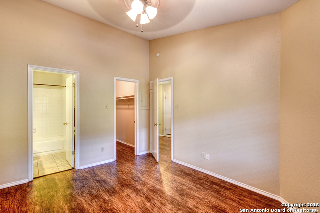 Image 13 of 18 For 4803 Hamilton Wolfe Rd  916